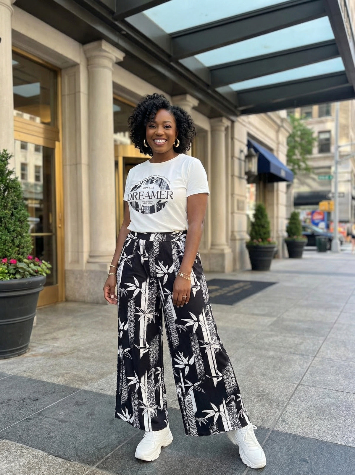 City Chic Graphic Lounge Set